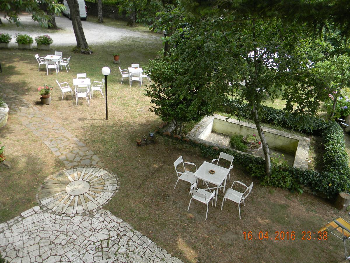Albergo Ristorante Ragno D'Oro 피안카스타나요 외부 사진